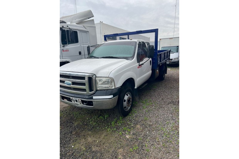Ford F 4000/2011